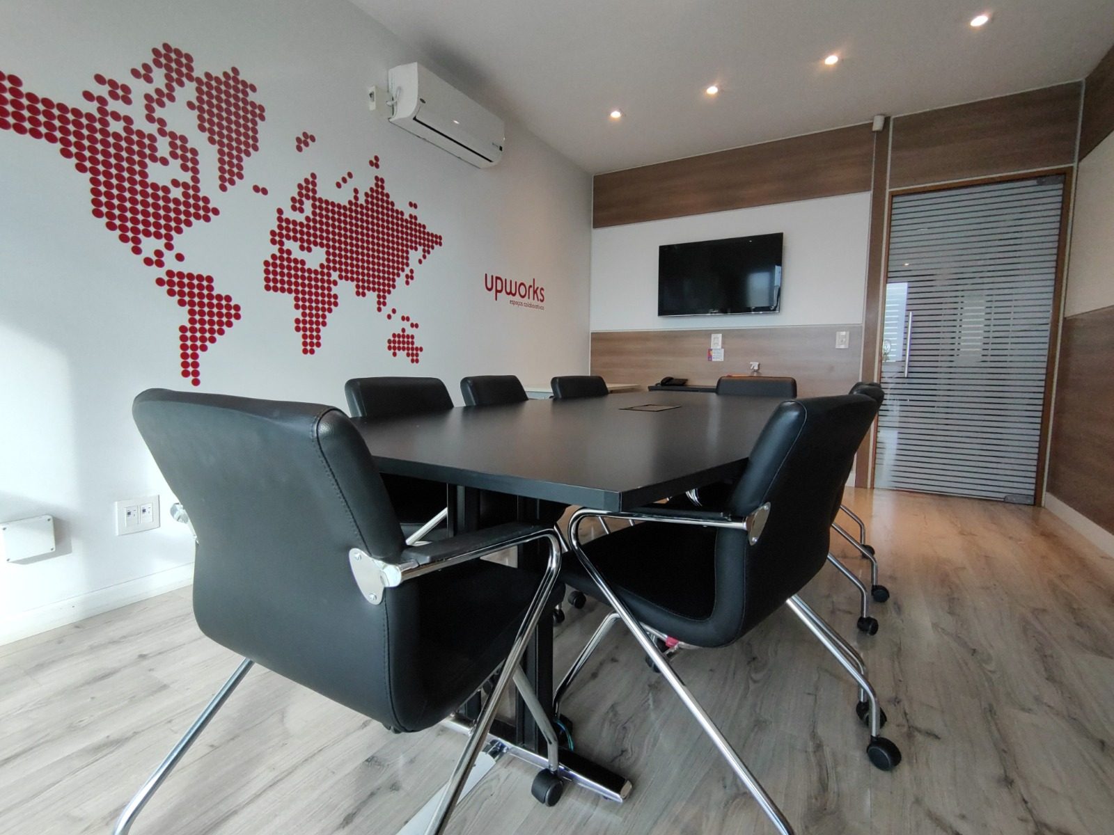 Sala de reunião da Upworks